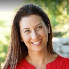 Amanda Predmore's Instagram, Twitter & Facebook