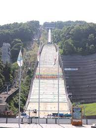 札幌大倉山展望台リフトの入場料金を割引クーポンで安くお得にする方法と駐車場情報まとめ ノマド的節約術 展望 大倉山 札幌