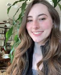 Fawn Brown's Instagram, Twitter & Facebook