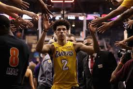 The la lakers have been defeated as they commenced to defend their nba title. Lakers Vs Suns Final Score Lonzo Ball S Double Double Leads 132 130 Victory Silver Screen And Roll