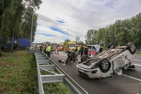 € 39,90 ontvang gratis digitaal lezen voor … Vrachtwagenchauffeur Zwaargewond Bij Ongeluk Op A16 Binnenland Gelderlander Nl