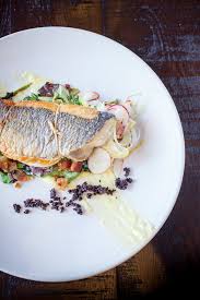 We'll show you to make great meals. T Cooks