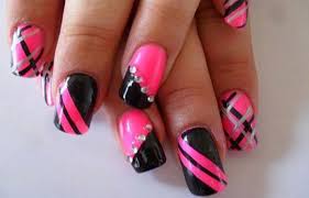 Desea mandalas y el color verde como nexo. 75 Disenos De Unas Con Piedras Muy Brillantes Belleza De Mujeres