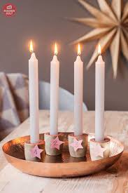 Wir zeigen dir, wie du objekte aus beton selber herstellst. Adventskranz Selber Machen Mit Kreativ Beton Adventskranz Ideen