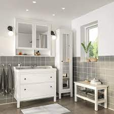 Hemnes Rattviken Set Arredo Bagno 5 Pezzi Bianco Miscel Runskar Ikea It Idee Ikea Arredamento Bagno Ikea