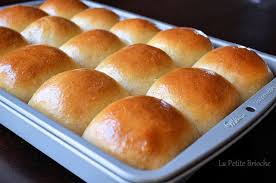 La Petite Brioche King S Hawaiian Bread Hawaiian Bread Recipe Dinner Rolls Recipe Recipes