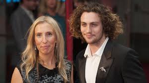 He was born aaron perry johnson in high wycombe, buckinghamshire, to sarah and robert johnson, a civil engineer. La Verite Sur Le Mariage D Aaron Taylor Johnson Fr News24viral
