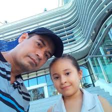 Papá no se celebra a Medias! Disfruta de este cupón desde la App Campero  📲🍗, lleva tu Combo de 8 piezas de pollo, 4 papas y 4 panes por solo  $14.75. ¡Disfruta a Todo sabor!🧡