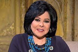 حاصلة على بكالوريوس «معهد الإرشاد السياحي» في عام 1972 عملت كمذيعة ب«إذاعة الشرق الأوسط»، وهي رئيسة مجلس إدارة الشركة العربية للإنتاج والتوزيع السينمائي، تأثرت بوالدها الذي كان من الضباط. Ø¥Ø³Ø¹Ø§Ø¯ ÙŠÙˆÙ†Ø³ ØºØ¶Ø¨Øª Ù…Ù† Ø´ÙŠØ±ÙŠÙ‡Ø§Ù† Ø¨Ø¹Ø¯ Ø£Ù† ØªØ²Ùˆ Ø¬Øª Ø²ÙˆØ¬Ù‡Ø§ ÙˆØ¨ÙƒÙŠØ²Ø© ÙˆØ²ØºÙ„ÙˆÙ„ Ø¹Ù„Ø§Ù…Ø© ÙÙŠ Ù…Ø´ÙˆØ§Ø±Ù‡Ø§ Ø§Ù„ÙÙ†ÙŠ