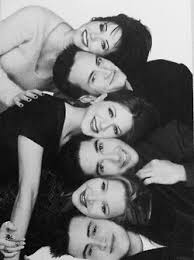 Black And White Best Friends In Movies One Of My Fav Shows I Want A Group Of Friends Like This Friends Tv Show Friends Tv Friends Cast