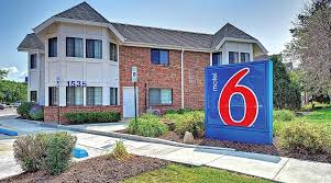 MOTEL 6 CHICAGO NORTH- GLENVIEW ...