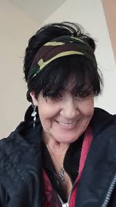 anyone got sponge and longer uses it please give it to me, I dont hv enough  to buy my own or a bed.