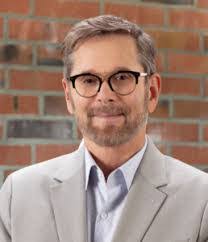 Mallory Leach's Instagram, Twitter & Facebook