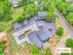2737 Guilford Lane Oklahoma City Nichols Hills Suburban Www 2737guilford Com Wyatt Poindexter Keller William Keller Williams Realty Custom Pools Backyard