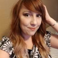 Hillary Watts's Instagram, Twitter & Facebook