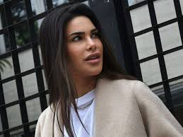 Carla Barber lanza un dardo a Joseph, padre de sus dos hijos