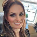 Leslie Caviness's Instagram, Twitter & Facebook