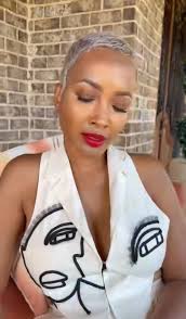 Amber I love you girl but sometimes you don't make good decisions how you  can say that you can't work with Kelvin but can go out of the country with  Victor