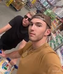 Chrisley daughter changes last name