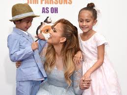 J.lo's daughter is an amazing singer jennifer lopez's kids join the funlifestyle of jennifer lopez's son jlo and. Jennifer Lopez Struggles With Her Kids Homework While Homeschooling Insider