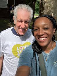 Mike at least since Melissa been there the house been cleaned. For the  record women use more 🧻🧻then men