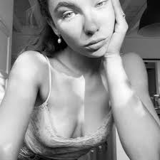 Последние твиты от matilda de angelis (@matildadangelis). Matilda De Angelis Matildadangelis Twitter