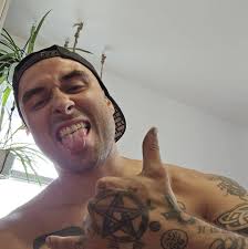 Profile for Tommy Vickers