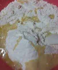 Kulit karipap juga janganlah terlalu nipis kerana inti akan mudah terkeluar dan pecah. Penjual Karipap Tunjuk Cara Buat Kulit Rangup Inti Kentang Sedap Dibuat Niaga Mingguan Wanita