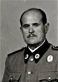 Una historia de la Policía Nacional.: Distintivos de la Escolta de S.E. el  Generalísimo (1938)