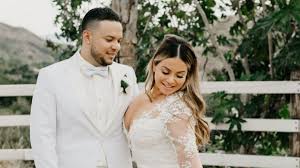 Sign up now for exclusive access to chiquisrivera.com. Como Lo Prometio Chiquis Rivera Comparte El Video De Su Boda Con Lorenzo Mendez Lo Ultimo Las Estrellas Tv