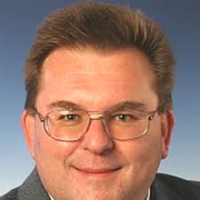 2. Bürgermeister Robert Meier stellt aus gesundheitlichen und beruflichen  Gründen Rücktrittsgesuch