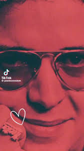 En Una Pagina Escondida Hector Lavoe