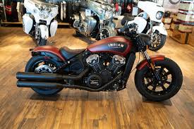 My low fuel light comes on around 2.8 gallons. 2021 Indian Motorcycle Scout Bobber Abs Icon Burnt Orange Metallic Smoke Indian Motorcycle Central Illinois