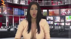 Car s'il est facile de réprimander des cas isolés, cela sera beaucoup moins le cas quand elles voudront se mettre en groupe et se soutenir. Pour Etre Presentatrice Elle A Montre Sa Poitrine Sans Soutien Gorge