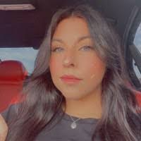 Caroline Hooper's Instagram, Twitter & Facebook