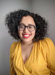 Latinas Rising 📚 (@latinasrising)