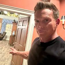 Steve Burton