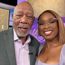 Jennifer Hudson Sings Thank You to Simon Cowell