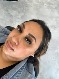 How Many Women can wash they face & still have eye brows  😦🧖🏾‍♀️🧏🏽😂🤣💀👀?