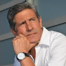 É com muito orgulho que partilho que defendi a minha dissertação no âmbito  do Mestrado em Direito e Gestão, pelas Faculdades Católica