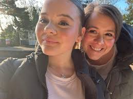 Fundraiser for Wayne Pickering by Sj Giles : Please help Izzy beat &  conquer ovarian cancer