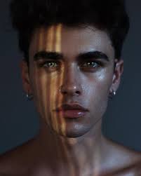 Daniel Layson's Instagram, Twitter & Facebook