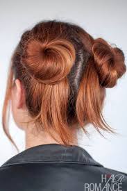 The quick step by step tutorial for this hairstyle is as follows. 30 Quick And Easy Updos You Should Try In 2020
