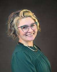 Diana Conklin's Instagram, Twitter & Facebook