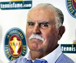 Australian tennis player Owen Davidson, who won 13 Grand Slam doubles  titles, dies at 79