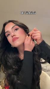 Herzschmerz: Eine Portion Üzücü Musik