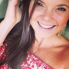 Lindsay Roy- The Skinny South (@theskinnysouth) • Facebook