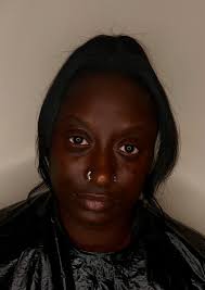 A busy girl, a self made girl, she controls her own bag. >>> 🎀  entrepreneurship is her passion