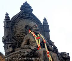 9 shivaji maharaj original photo; Shivaji Maharaj Statue On Holicha Maal Raigad Fort Mapio Net