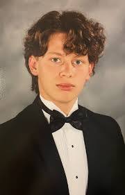 Russell Wilhelm's Instagram, Twitter & Facebook